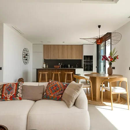 Duplex Ph Sea Views-med Blue By Time And